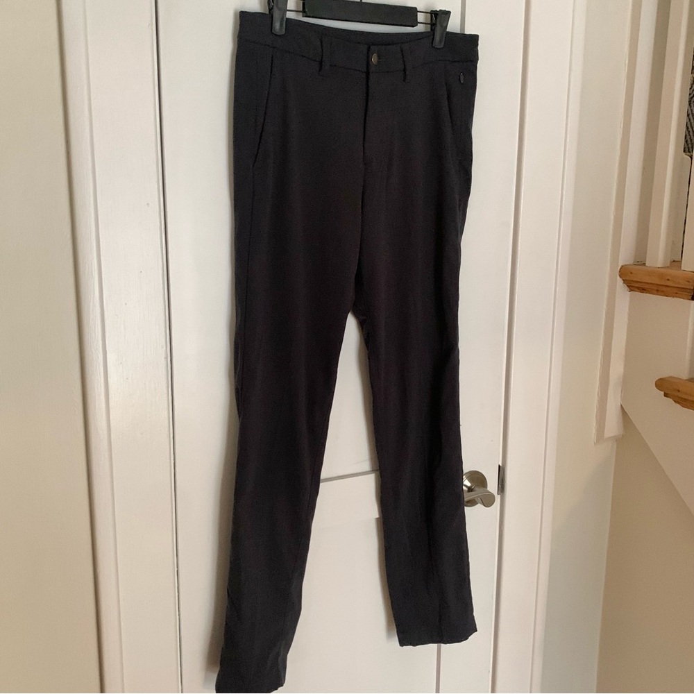 36. Men’s Size 30 LULULEMON Grey 5-Pocket Pants